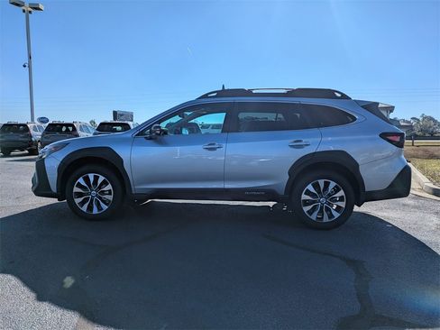 Certified 2025 Subaru Outback Limited XT w/ Popular Package #2 image 8