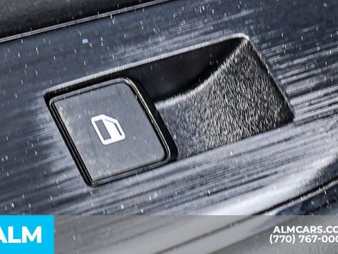 Used 2025 Nissan Rogue SV FWD image 54