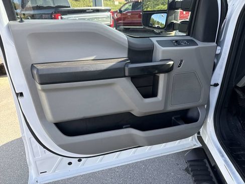 Used 2021 Ford F350 XL w/ Power Equipment Group AWD/4WD image 18