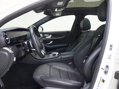 Used 2018 Mercedes-Benz E 43 AMG 4MATIC Sedan w/ Premium 2 Package image 14