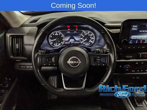 Used 2024 Nissan Pathfinder SL w/ Cargo Package AWD/4WD image 11