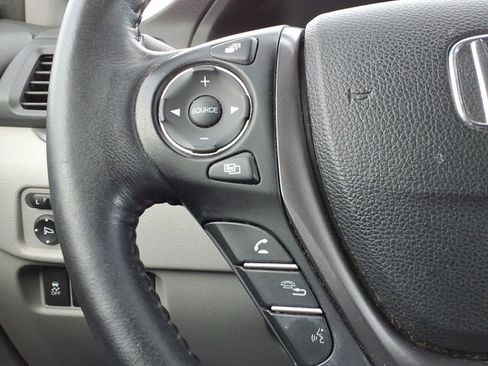 Used 2017 Honda Pilot EX-L image 24