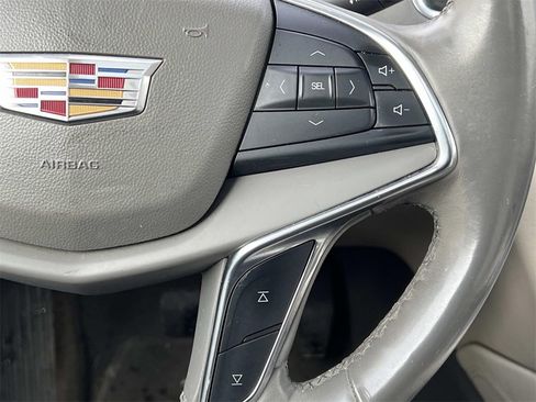 Used 2018 Cadillac XT5 Luxury w/ Driver Awareness Package image 25