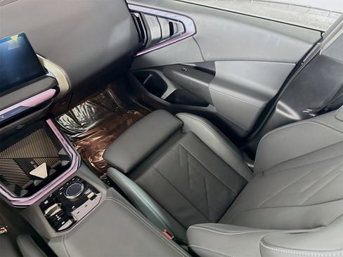 Used 2025 BMW X3 xDrive30i w/ Premium Package image 22