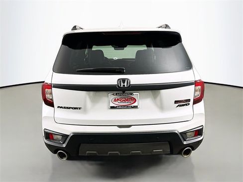 Certified 2022 Honda Passport TrailSport image 19