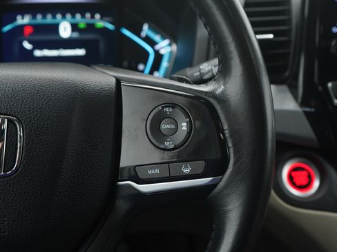 Used 2018 Honda Odyssey EX-L image 25