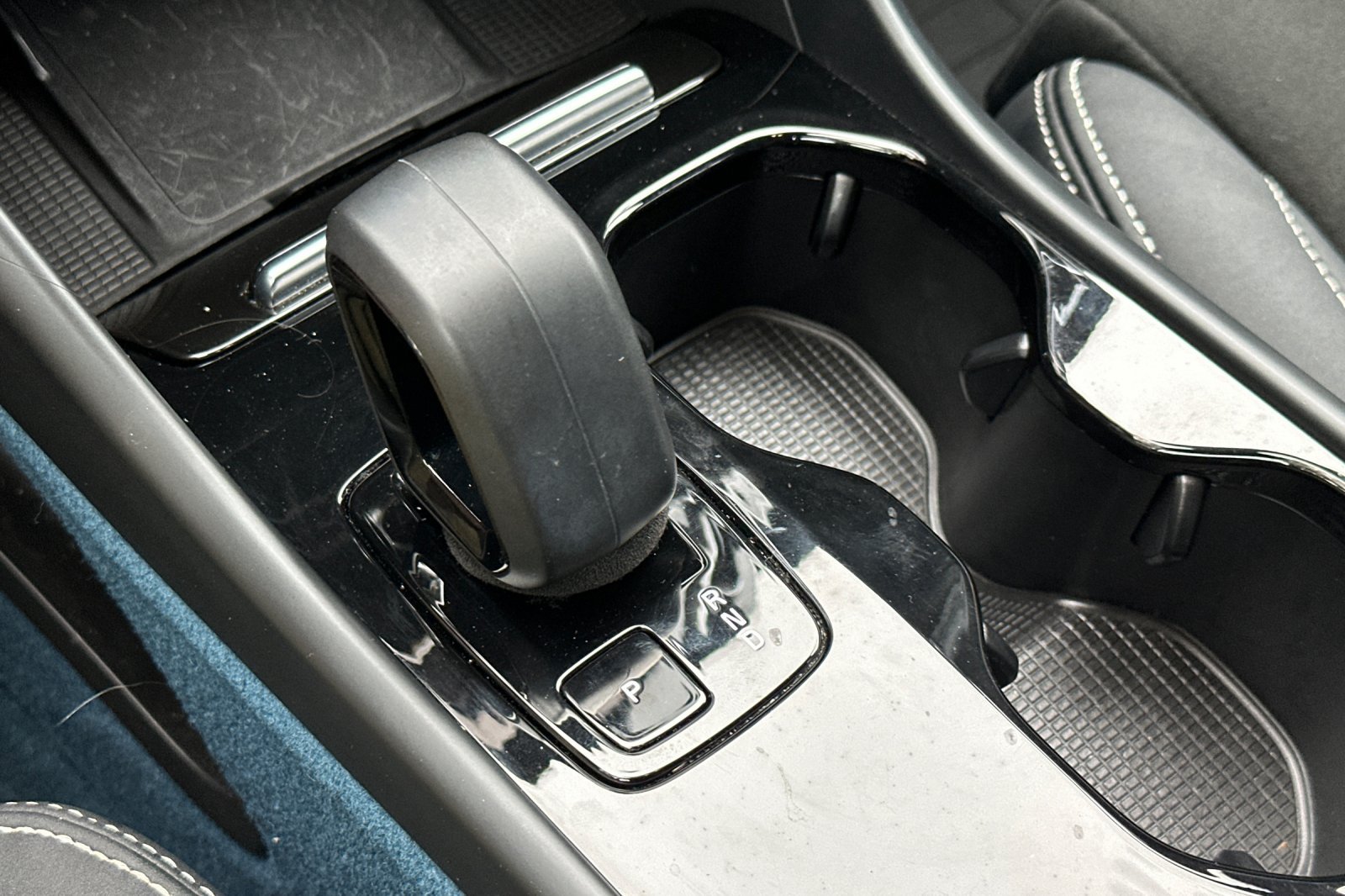 Certified 2023 Volvo XC40 Recharge Ultimate w/ Protection Package Premier AWD/4WD image 27
