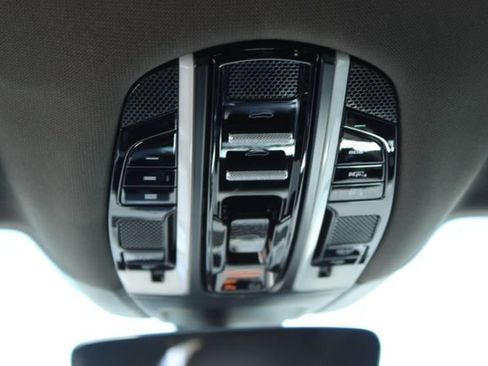 Used 2023 Porsche Panamera Platinum Edition RWD image 18