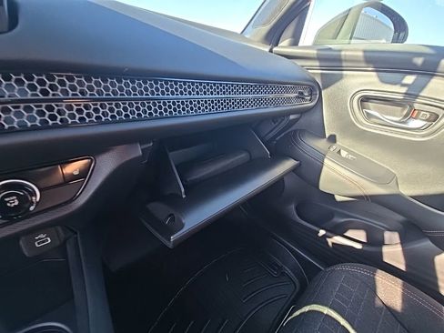 Used 2025 Honda HR-V Sport image 23