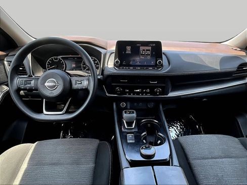 Certified 2023 Nissan Rogue SV AWD/4WD image 9