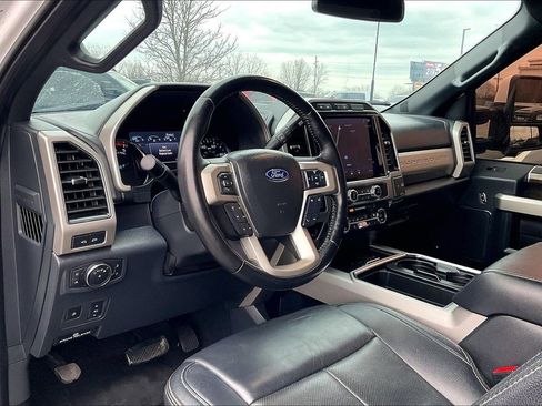 Used 2022 Ford F250 Lariat w/ Lariat Ultimate Package image 5