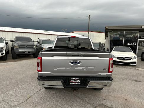 Used 2021 Ford F150 Lariat w/ Equipment Group 502A High AWD/4WD image 4