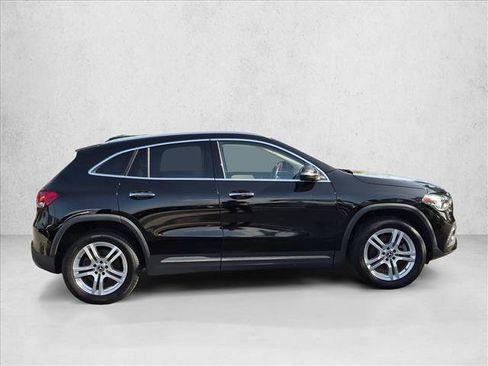 Used 2021 Mercedes-Benz GLA 250 4MATIC image 4