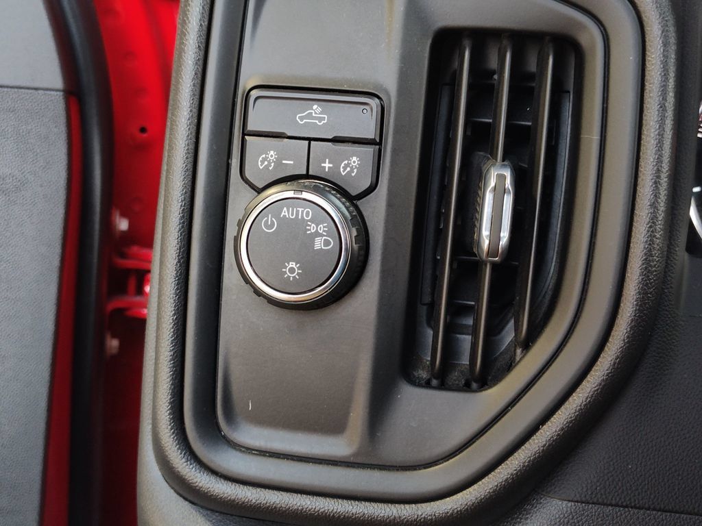 Used 2022 Chevrolet Silverado 1500 Custom w/ Safety Confidence Package RWD image 24
