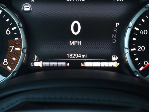 Used 2023 Jeep Renegade Latitude image 31