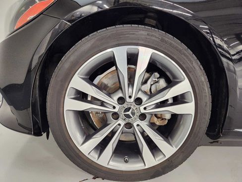 Used 2021 Mercedes-Benz C 300 Sedan image 8
