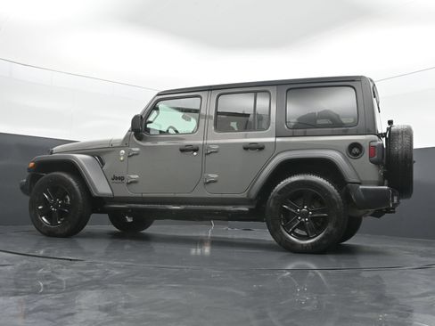 Used 2019 Jeep Wrangler Unlimited Sport AWD/4WD image 37