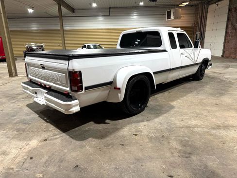 Used 1993 Dodge D/W Truck 350 image 4