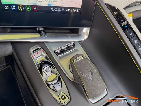 Used 2022 Chevrolet Corvette Stingray Premium Conv RWD image 17
