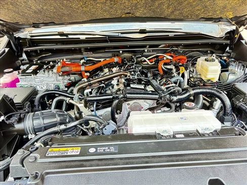 Certified 2025 Toyota 4Runner Trailhunter AWD/4WD image 14