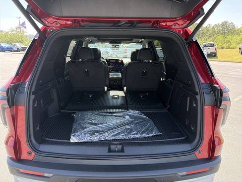 New 2026 Chevrolet Traverse Z71 w/ Enhanced Driving Package image 17