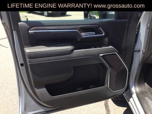 Used 2025 Chevrolet Silverado 2500 LT w/ Convenience Package AWD/4WD image 13