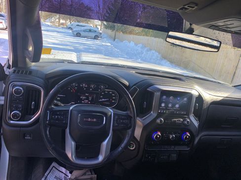 Used 2022 GMC Sierra 3500 SLE w/ SLE Convenience Package image 28