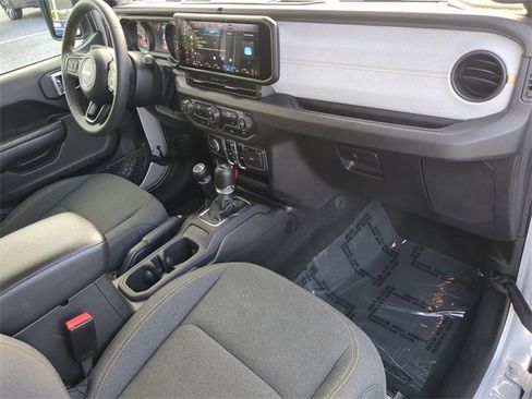 Used 2024 Jeep Wrangler Sport S image 14