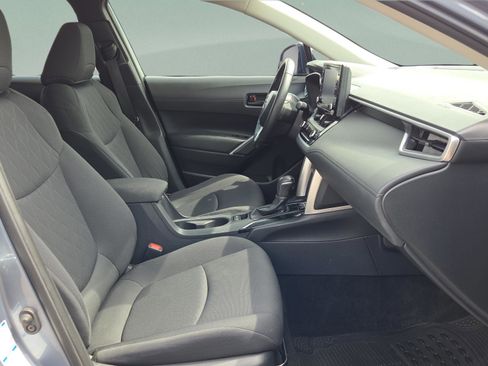 Used 2022 Toyota Corolla Cross LE AWD/4WD image 15