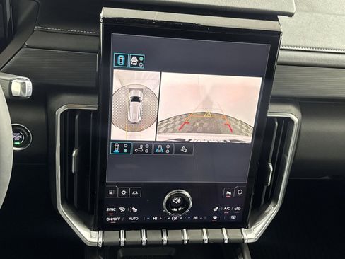 New 2026 GMC Acadia Elevation w/ Elevation Premium Package image 19