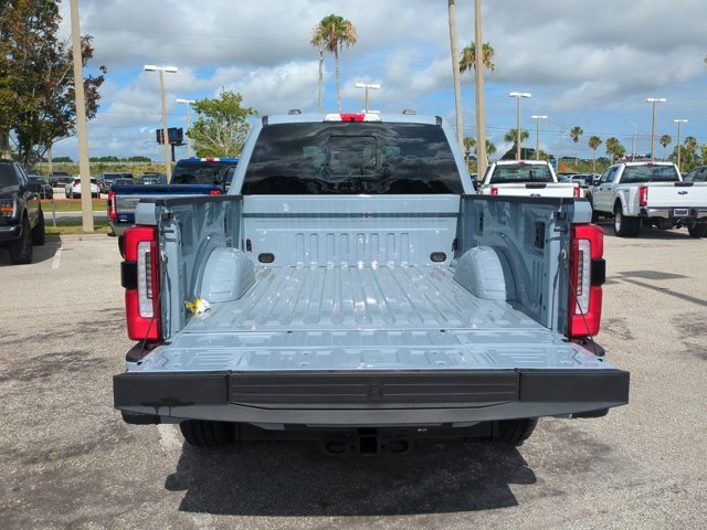 New 2026 Ford F250 Platinum w/ FX4 Off-Road Package AWD/4WD image 13