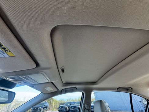 Used 2015 Honda Accord EX-L image 12