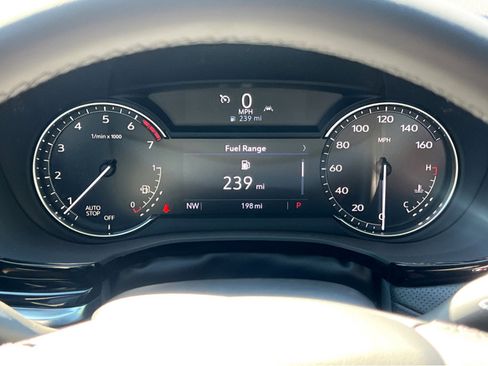New 2025 Cadillac XT6 Luxury FWD image 5