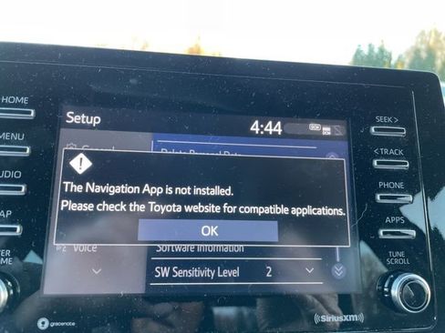 Used 2022 Toyota Camry SE image 31