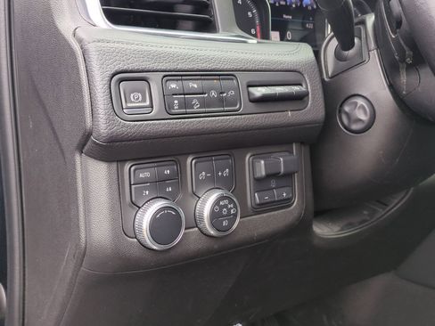 Used 2021 GMC Yukon Denali w/ Denali Premium Package AWD/4WD image 16