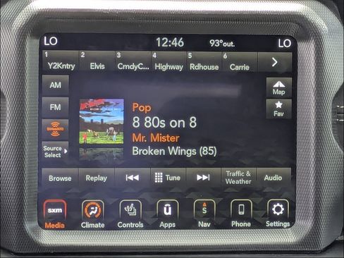 Used 2022 Jeep Gladiator Overland w/ Popular Equipment Package AWD/4WD image 23
