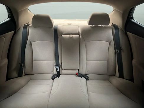 Used 2015 Kia Optima LX FWD image 17