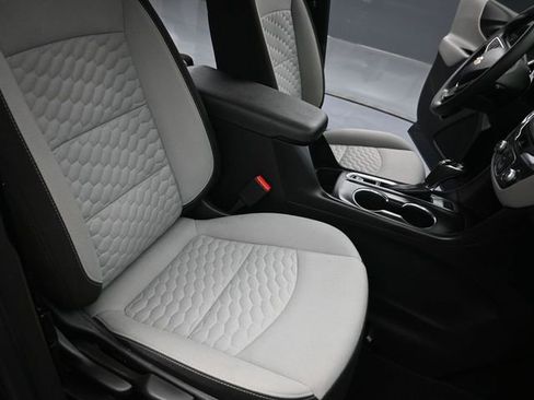 Used 2019 Chevrolet Equinox LS w/ LS Convenience Package AWD/4WD image 26