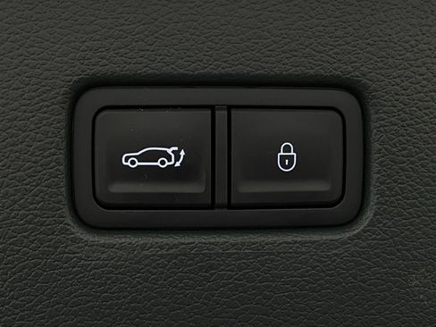 Used 2025 Genesis GV80 3.5T Prestige AWD/4WD image 6