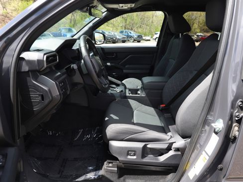 Used 2024 Toyota Tacoma SR5 AWD/4WD image 16