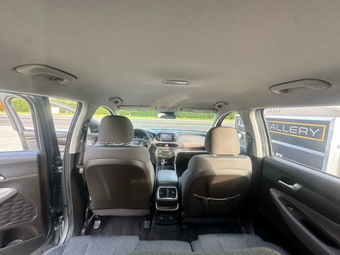 Used 2019 Hyundai Santa Fe SE AWD/4WD image 29