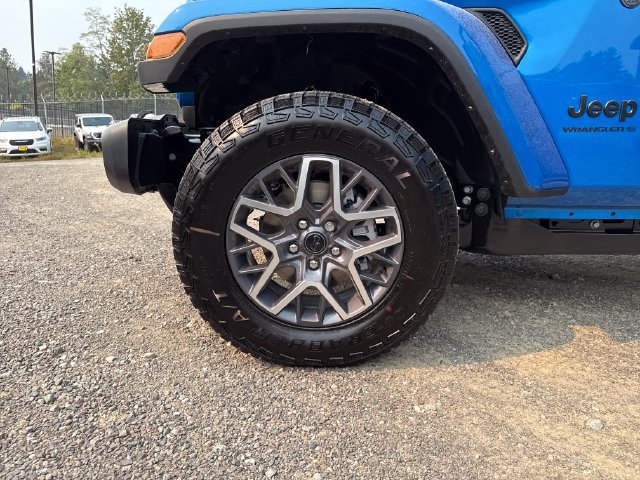 New 2026 Jeep Wrangler Unlimited Sahara AWD/4WD image 27