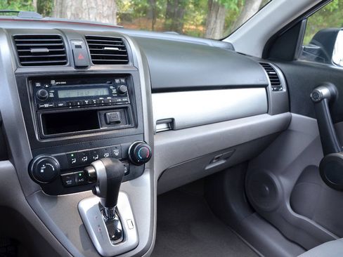 Used 2011 Honda CR-V LX image 15