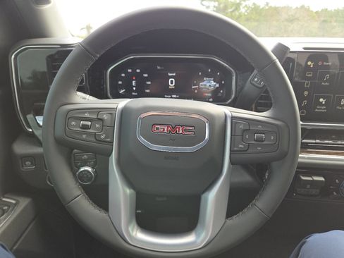New 2026 GMC Sierra 1500 Elevation w/ X31 Off-Road Package AWD/4WD image 28