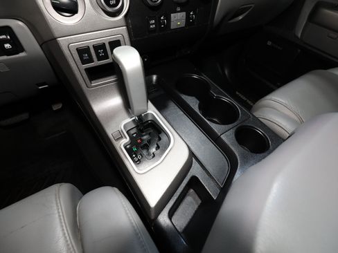 Used 2016 Toyota Sequoia Limited AWD/4WD image 67