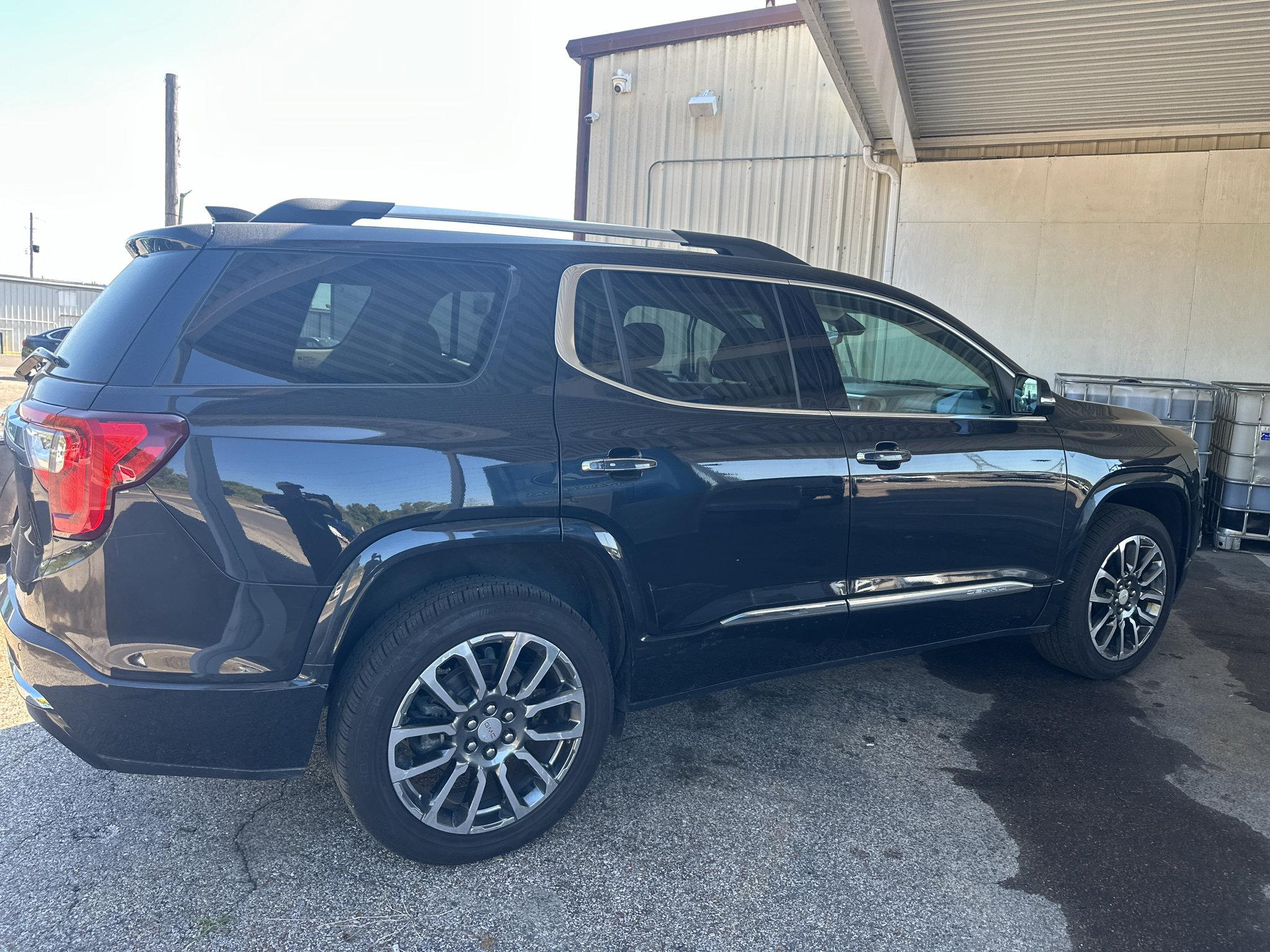 Used 2020 GMC Acadia Denali w/ Technology Package FWD image 5