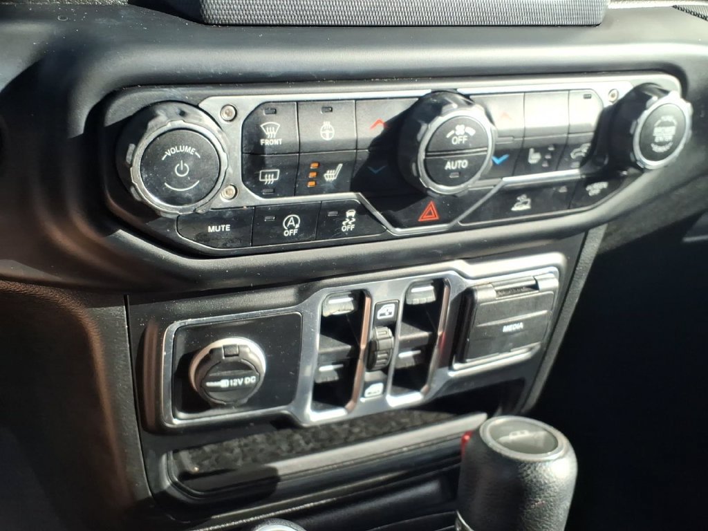Used 2020 Jeep Gladiator Sport w/ Quick Order Package 24S AWD/4WD image 14