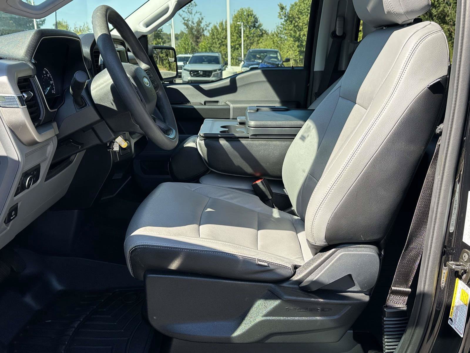 Used 2021 Ford F150 XL w/ Equipment Group 101A High RWD image 4