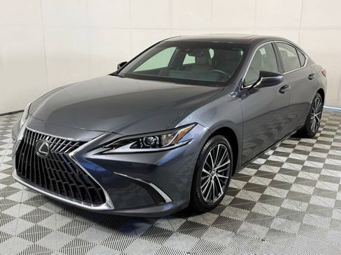 Used 2025 Lexus ES 350 w/ Premium Package image 2