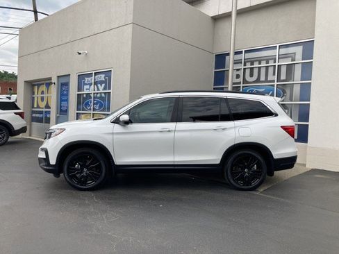 Used 2021 Honda Pilot Special Edition image 3